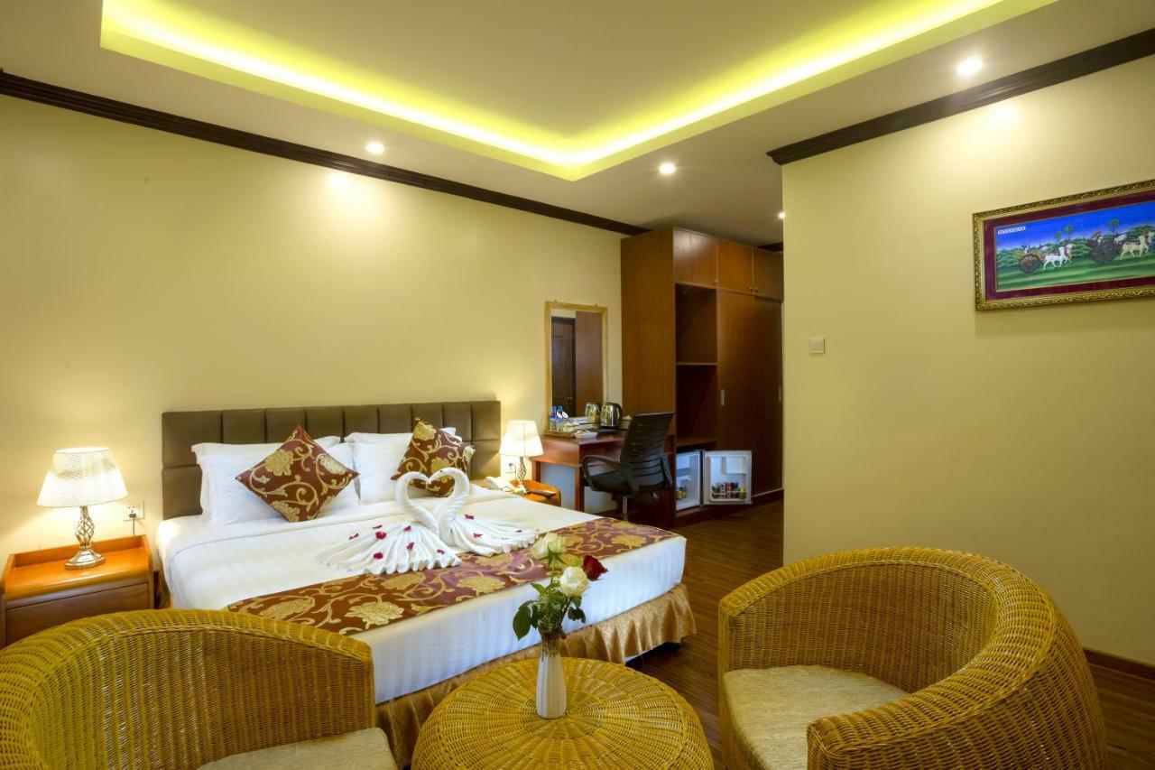 Virati Hotel Yangon Ngoại thất bức ảnh