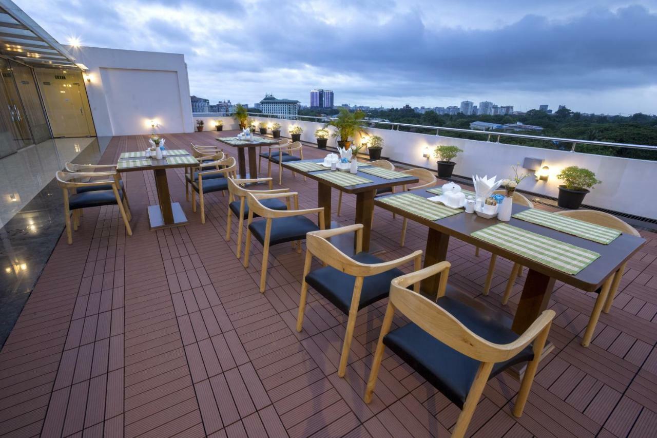 Virati Hotel Yangon Ngoại thất bức ảnh