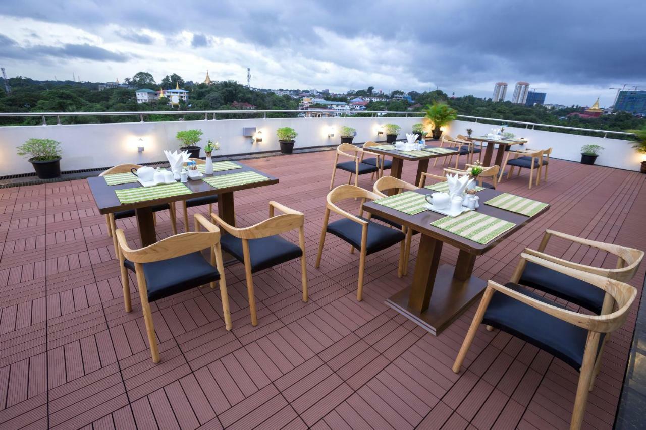 Virati Hotel Yangon Ngoại thất bức ảnh